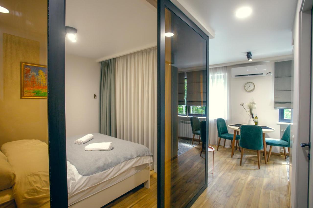 Else Apartment Kutaisi Bagian luar foto